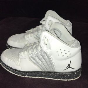 Nike Jordan white Shoes